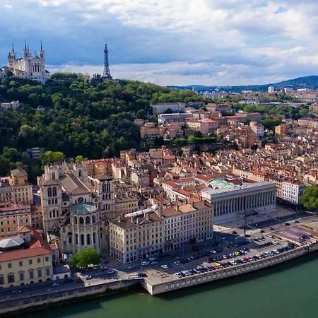 Nocleg ze śniadaniem J'irais A Lyon