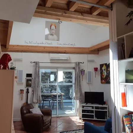 J'irais à Lyon