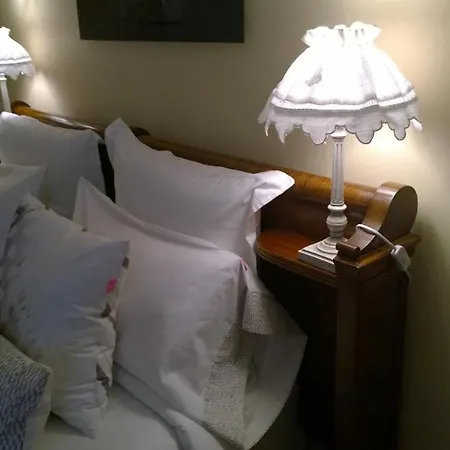 J'irais A Bed and Breakfast *