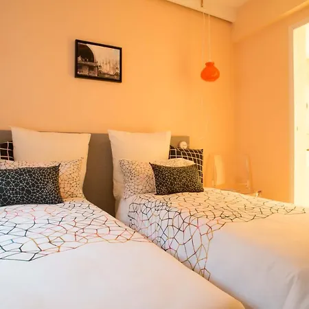 J'irais A Bed and Breakfast *